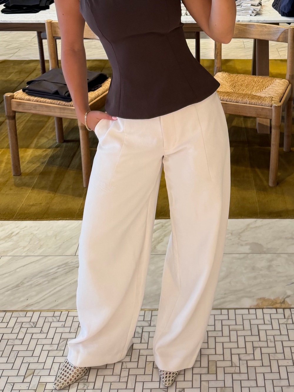ARITZIA HELIX BARREL PANT size 0 or Xs